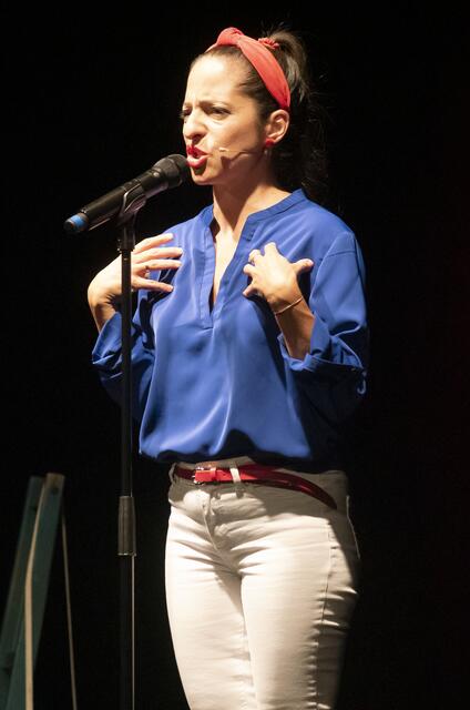 Bettfedernfabrik Oberwaltersdorf: Caroline Athanasiadis: Souvlaki ...