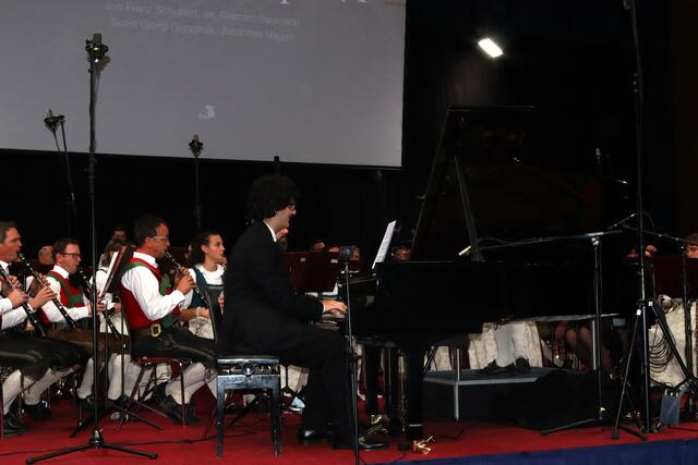 Giorgi Gigashvili am Steinway &amp; Sons Flügel.  | Foto: Elisabeth Zangerl 