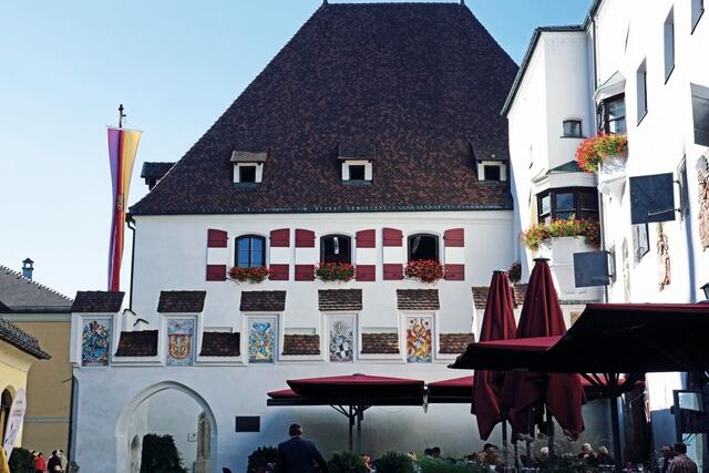 Der Haller Gemeinderat denkt auch weiterhin über einen möglichen Austritt aus dem Gemeindeverband nach, sollte es zu keinen Reformen kommen. 
 | Foto: Stadtgemeinde Hall