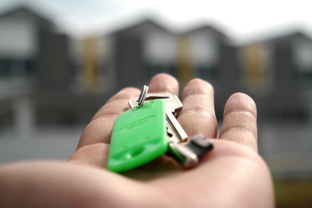 Der Schlüssel öffnet die baugleiche Wohnung in Graz für einen höheren Preis als in allen anderen steirischen Regionen. | Foto: Pixabay/mastersenaiper