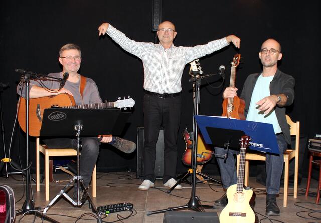 "Begegnung" im Kulturbahnhof Litschau von Johannes Gabler, Ernst Köpl und Manfred Ergott. | Foto: Walter Kellner
