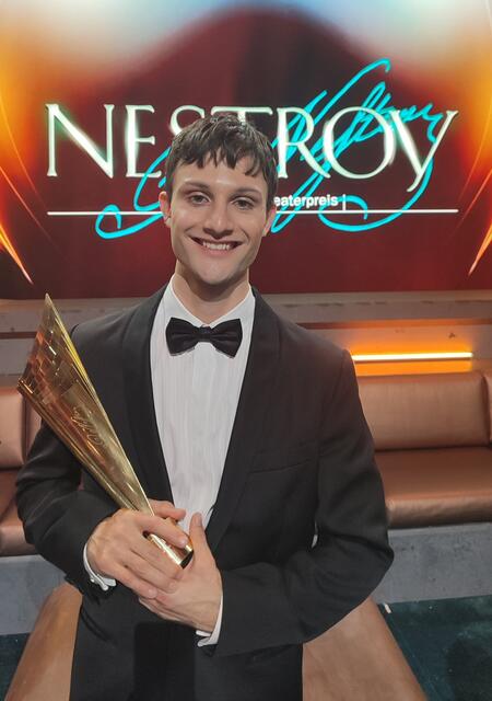 Nick Romeo Reimann ist jetzt Nestroy-Preisträger. | Foto: Volkstheater