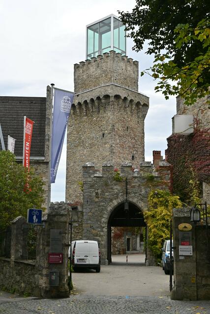 Eingang Schloss Rothschild