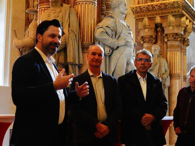 V. l.: Direktor des Heeresgeschichtlichen Museums  Georg Hoffmann hier mit GFL-Generalsekretär Oberst Markus Mahler und Präsident Oberst iR Doro Kowatsch. 