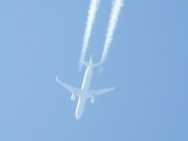 Viele gegen Fluglärm engagierte Liesingerinnen und Liesinger meinen, die von Schwechat startenden Flieger würden tiefer starten. | Foto: Gerda Drolle