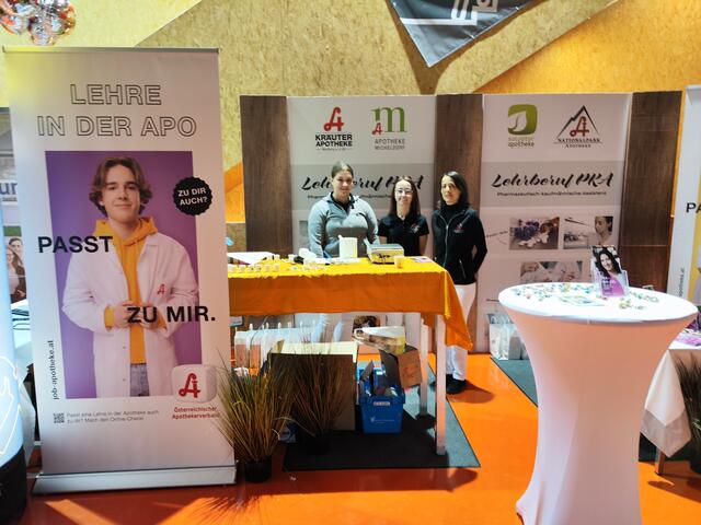 Team der Nationalpark Apotheke Molln  | Foto: Felix © Nationalpark-Apotheke Molln