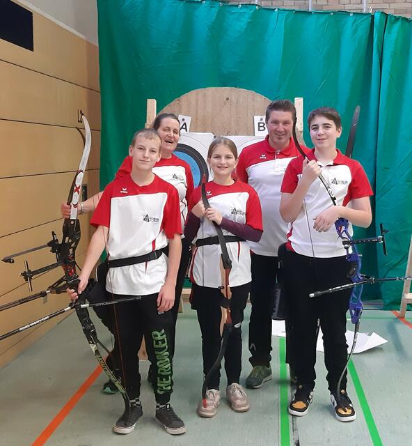Die Reuttener Bogenschützen erzielten tolle Erfolge beim Hallenturnier in Laupheim. | Foto: SV-Reutte ZV Bogenschießen