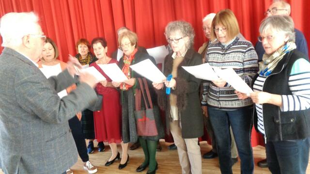 Grünau im Almtal : Der Kirchenchor Grünau bei seinem letzten Auftritt am Tag der Älteren der Pfarre
unter dem Chorleiter Dir. Erwin Seidel.
Alle Fotos : Friedrich Bamer. | Foto: Friedrich Bamer.