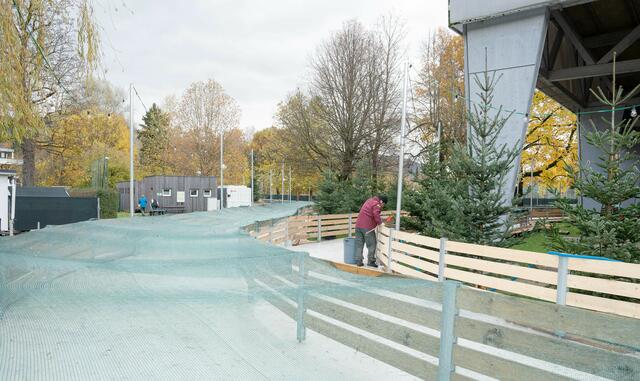 Die letzten Vorbereitungen für den Eiszauber laufen auch Hochtouren | Foto: Stadt Salzburg/Alexander Killer