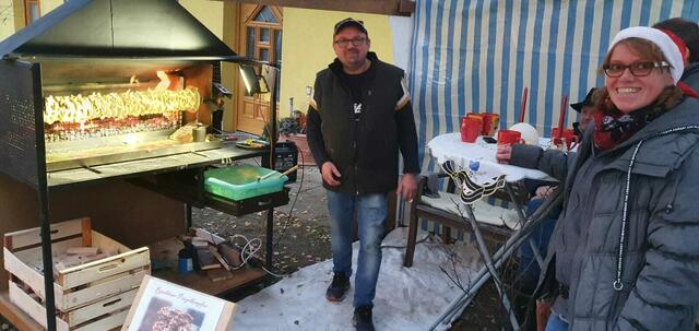 Schaubacken eines original Röschitzer Prügelkrapfen | Foto: privat