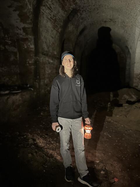 Arnold präsentiert seine Unterwelt-Fotografien in der VHS. | Foto: Lukas Arnold