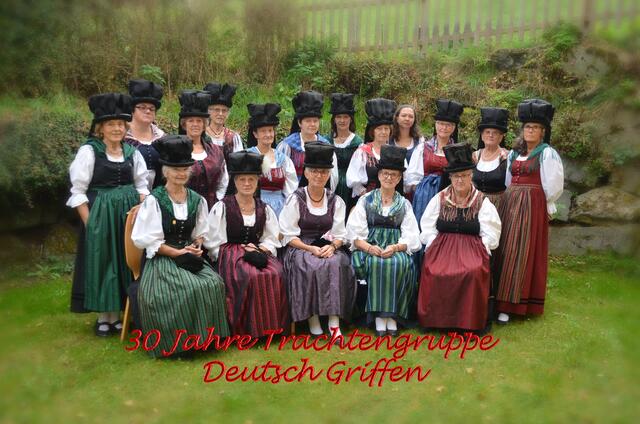 Die Trachtengruppe Deutsch-Griffen möchte Traditionen erhalten und Menschen zusammenbringen. | Foto: Trachtengruppe Deutsch-Griffen
