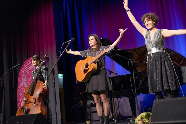 Die Schick Sisters wussten am 11. November mit ihrem Programm „Free" die Gäste zu begeistern. | Foto: Krebshilfe Salzburg
