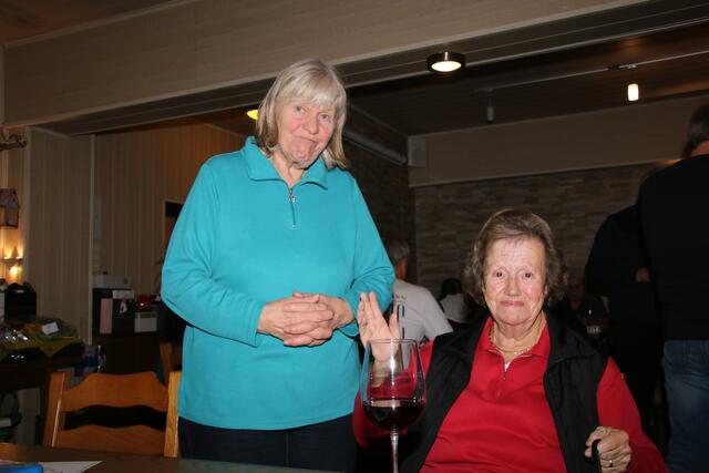 Kolarik Christine und Hilde Weiß