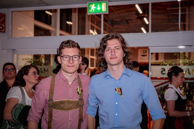 Bestens gelaunt: Elias und Maximilian.