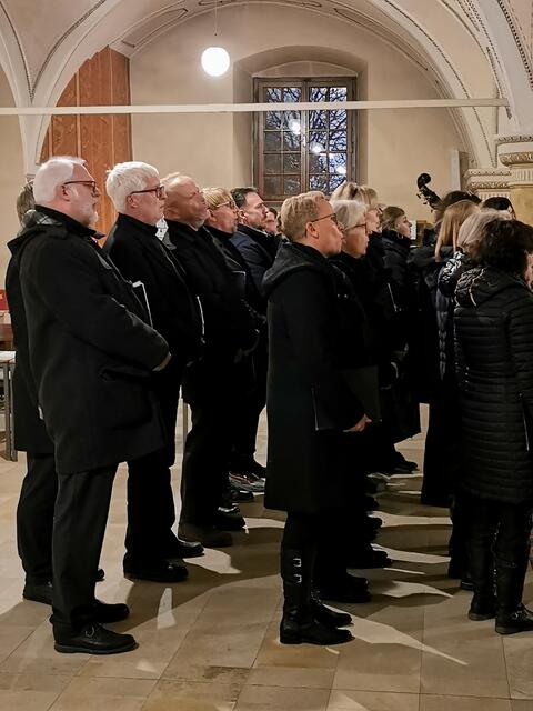 1 weiterer Chor am Hintereingang der Pfarrkirche | Foto: Hermine Arnold
