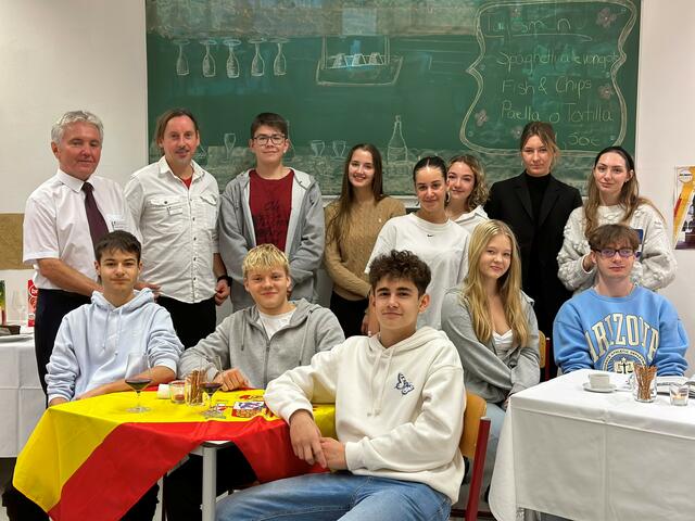 Schülerinnen und Schüler sowie das Lehrpersonal präsentierten das Ausbildungsangebot am Pannoneum, etwa hier in der Sprachenklasse | Foto: Pannoneum Neusiedl am See