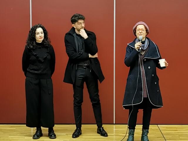 Melis Demiray (Sopranistin) und Martin Simonovski (Bassbariton) mit Elisabeth Harnik (Komponistin) | Foto: Hermine Arnold