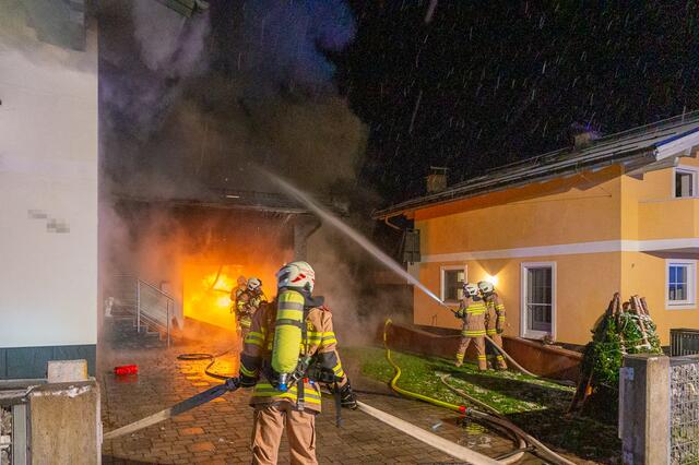 Brand von Garage und Dachstuhl in Annaberg. | Foto: FF Annaberg