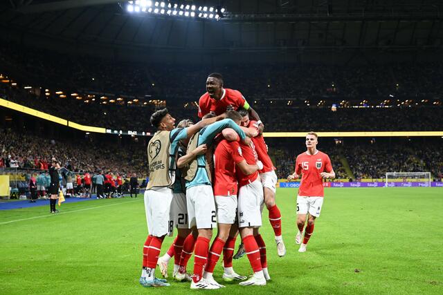 Zum Ende des Länderspieljahres trifft die Nationalmannschaft am Dienstag (20:45 Uhr) auf den "Erzrivalen" Deutschland. Obwohl es sich bei dem Aufeinandertreffen mit der DFB-Auswahl nur um ein Freundschaftsspiel handelt, ist die Vorfreude bei den ÖFB-Kickern vor dem "Highlight" besonders groß. | Foto: JONATHAN NACKSTRAND / AFP / picturedesk.com