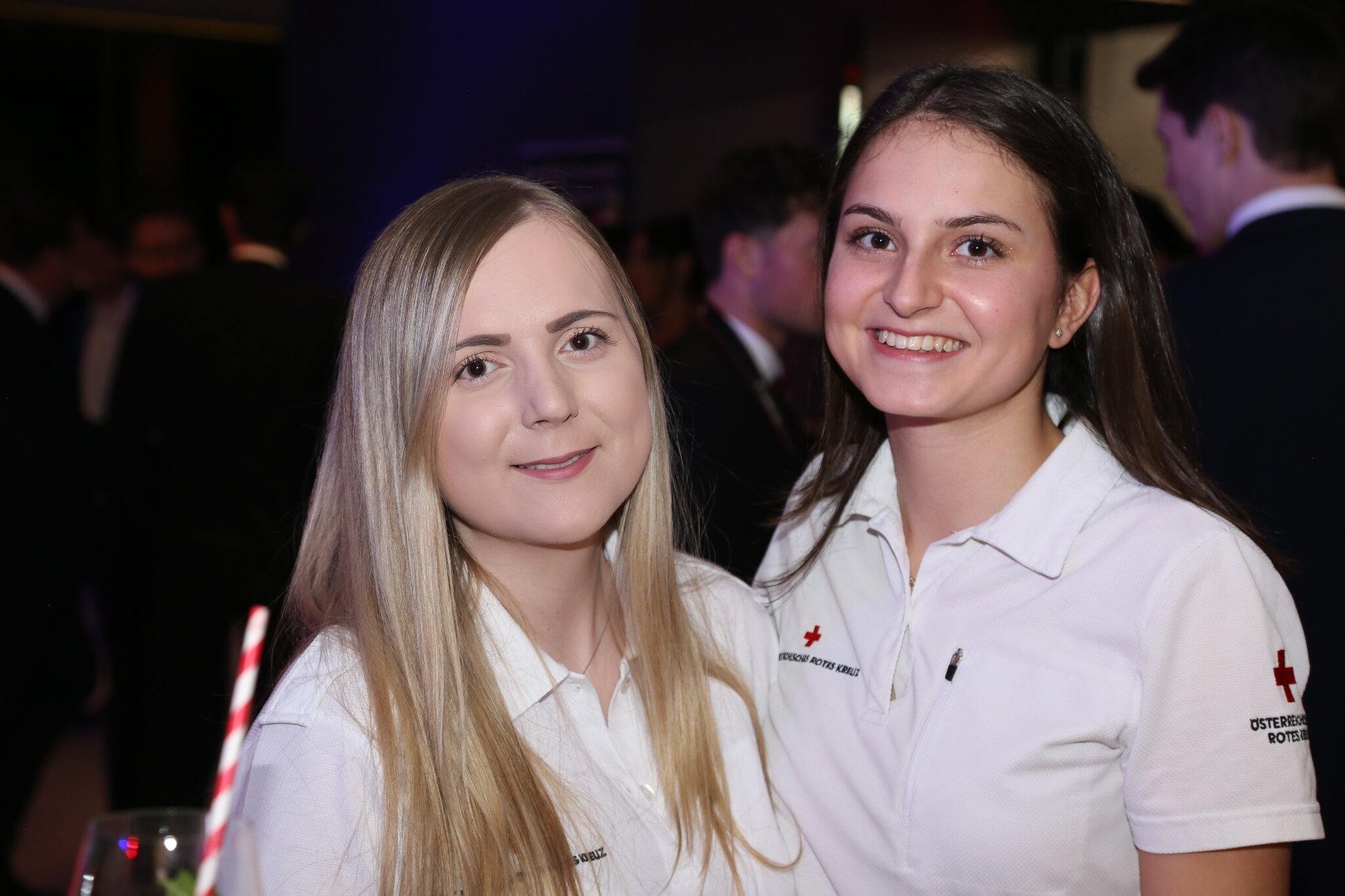 Beim-Blaulicht-Ball-im-Valentinum-herrschte-beste-Stimmung