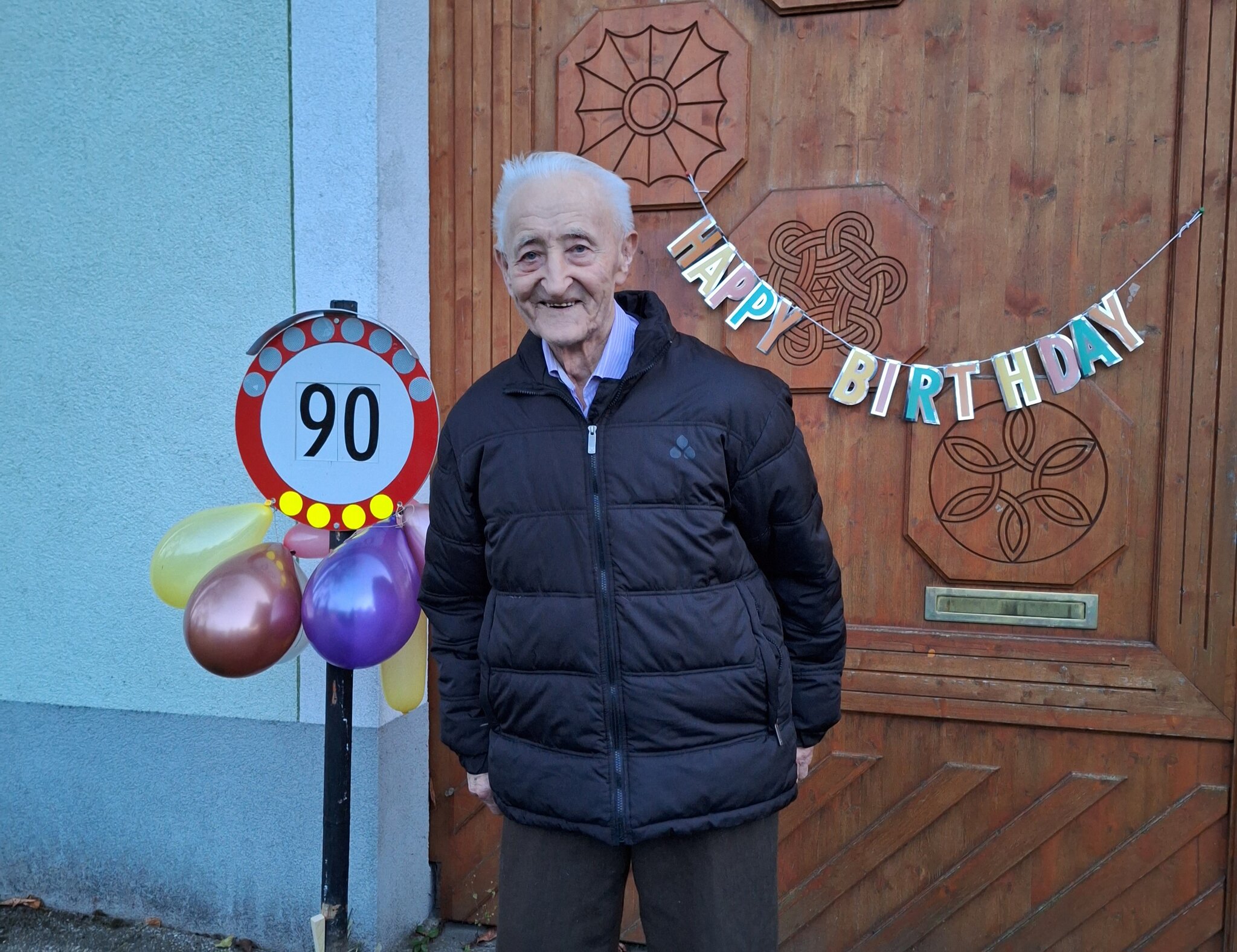 Herr-Johann-Steiniger-feierte-90-Geburtstag-