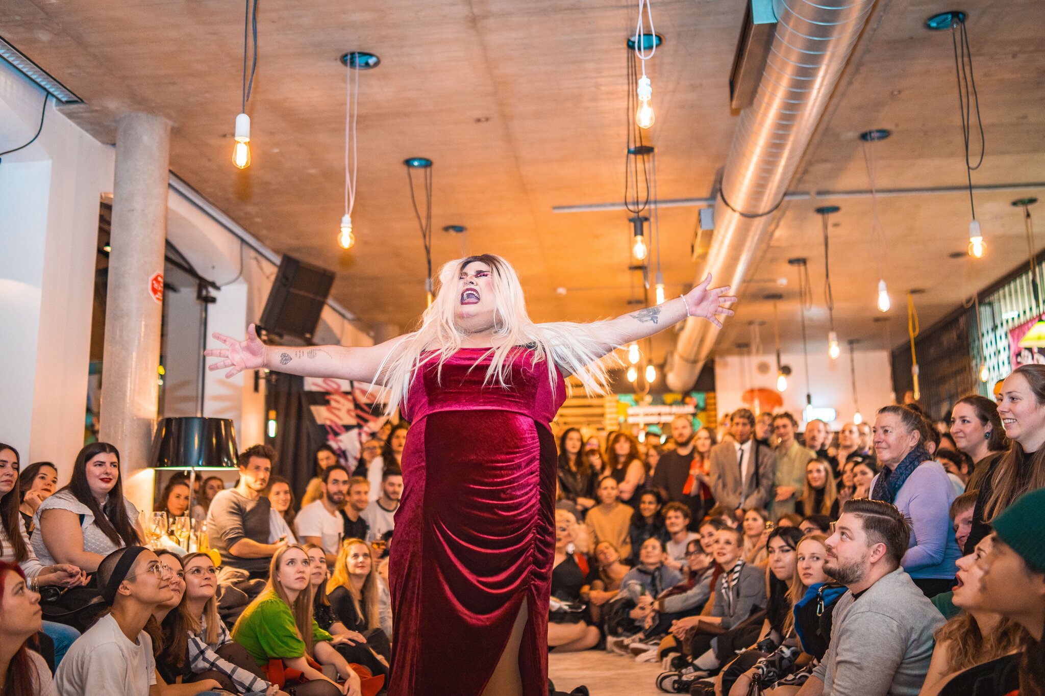 Tuntenball-2024-Ein-schillernder-Vorgeschmack