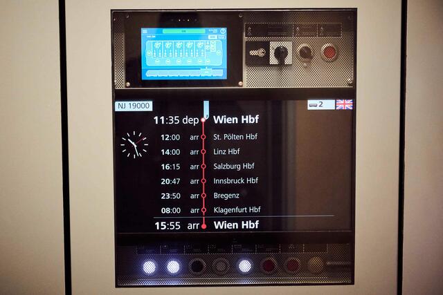 Eine Route durch ganz Österreich mit dem neuen Nightjet der ÖBB: Bei der Premierenfahrt ging's vom Osten bis in den Westen und retour. | Foto: ÖBB/Marek Knopp