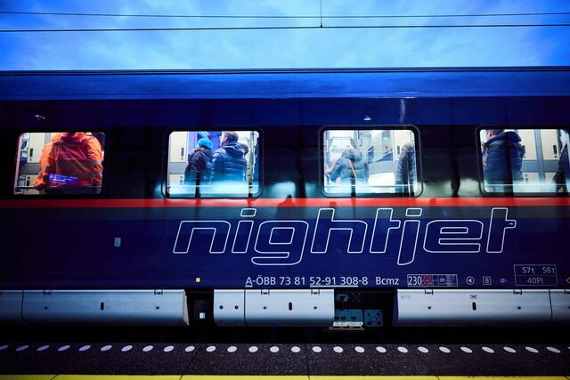 In 8 Landeshauptstädten gab's für Fans die Möglichkeit, den neuen Nightjet mit den Schlaf- und Liegeabteilen, aber auch den Mini Cabins zu besichtigen. | Foto: ÖBB/Marek Knopp