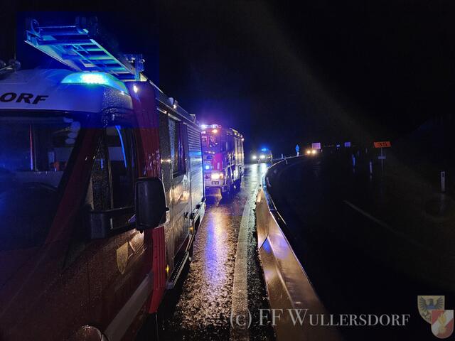 Alle Einsatzorganisationen arbeiteten hervorragend zusammen. | Foto: FF Wullersdorf