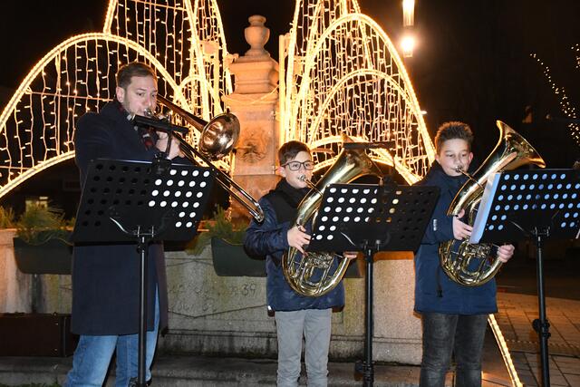 Adventmarkt am Marktplatz Kremsmünster. | Foto: Gemeinde Kremsmünster