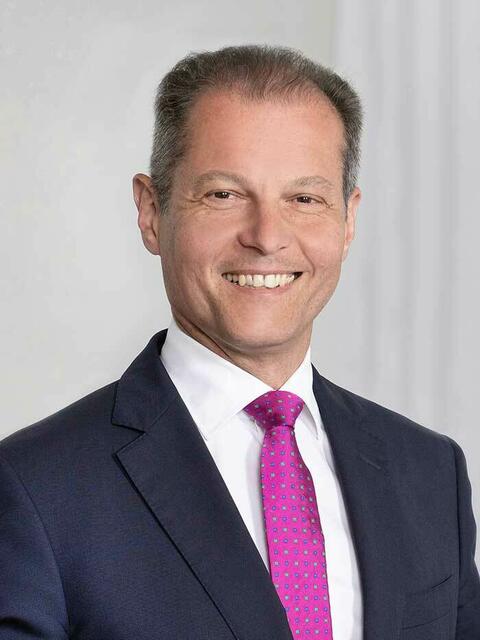 Nachhaltigkeit: Hueck Folien stellte in Produktion auf Recycling-Alu um ... Nachhaltigkeit: Hueck Folien stellte in Produktion auf Recycling-Alu um ...