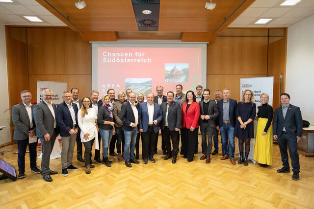Vertreter zahlreichen Institutionen und Interessengruppen folgten der Einladung. | Foto: Klaus Morgenstern