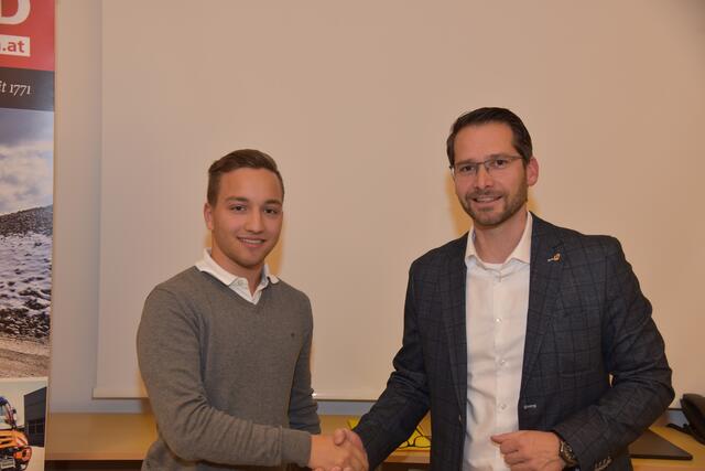 vlnr.  Maximilian Hatzmann und BGM Martin Pelzer