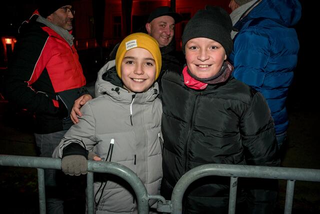 Hatten gehörigen Respekt vor den Krampussen: Alexander und Nicolas.