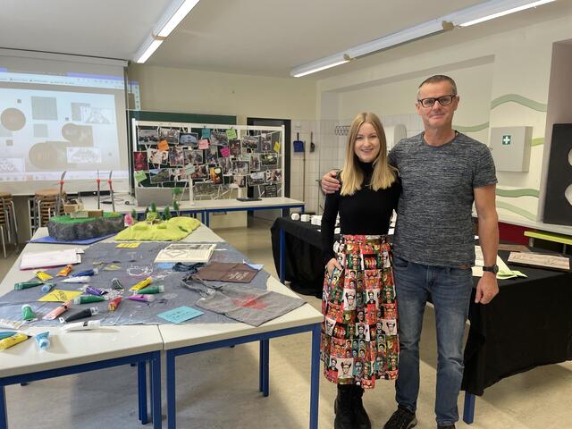 Die Lehrenden Larissa Mark und Günter Lanner (v.li.) gaben Einblicke in den Schwerpunkt BGW. | Foto: Siegele