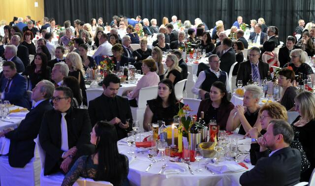 Die "Straußgala 2023" der Faschingsgilde Leoben im Life-Congress. | Foto: WAFO