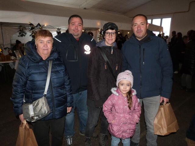 Advent im Dorf - Riesen Spaß für Groß und Klein!