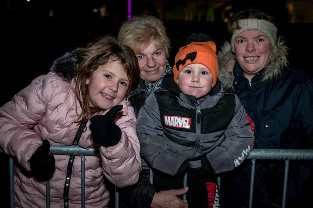 Aus Welzenegg: Zoey, Monika, Luca und Melanie.
