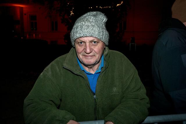 Unerschrocken in der ersten Reihe: Herbert aus Klagenfurt.