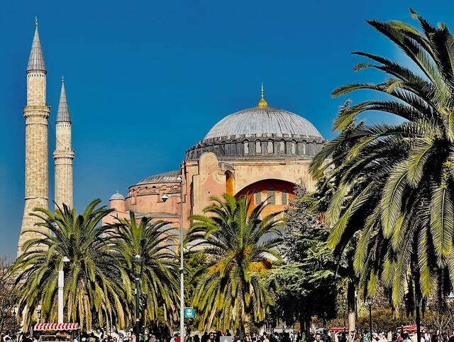 November - Istanbul

 | Foto: Estelle u. Charlène