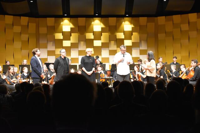 Gesprächsrunde: Stephan Ruesch, Martin Koisser, Ulrike Emminger, Johannes Kraus und Joelle Kußnow. | Foto: Preineder
