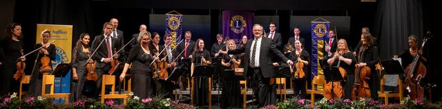 Die Philharmonia Steiermark unter der Leitung von Alois Lugitsch. | Foto: Johann Zugschwert