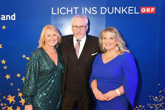 „Licht ins Dunkel“-Burgenland-Koordinatorin Elisabeth Pauer-Gerbavsits, Pius Strobl und Moderatorin Patricia Schuller (ORF) | Foto: LMS / Hafner