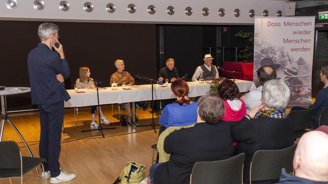 Die Lesung aus dem neuen Drehbuch fand in Vorarlberg statt. | Foto: Richard Sonderegger