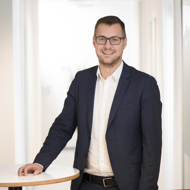 Jochen Niederl, Betriebsratsvorsitzender der Liebherr Österreich Vertriebs- und Service GmbH und Mitglied des Verhandlungsteams der Gewerkschaft GPA. | Foto: © Gewerkschaft GPA Tirol