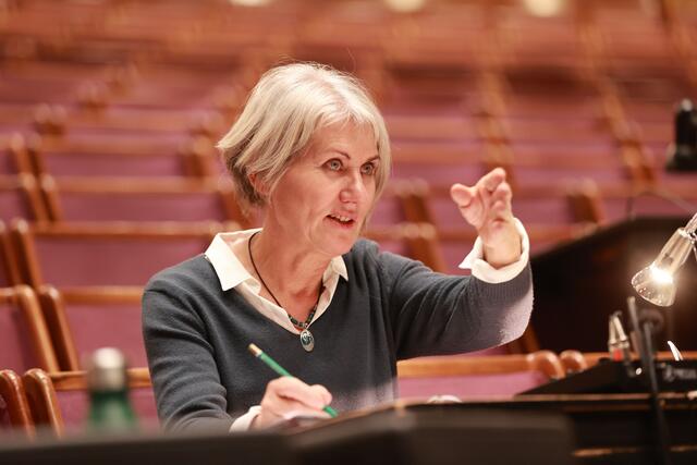 Für Schauspielregisseurin Gerda Gratzer ist es heuer die zweite Produktion beim Salzburger Adventsingen. | Foto: Salzburger Adventsingen/Franz Neumayr