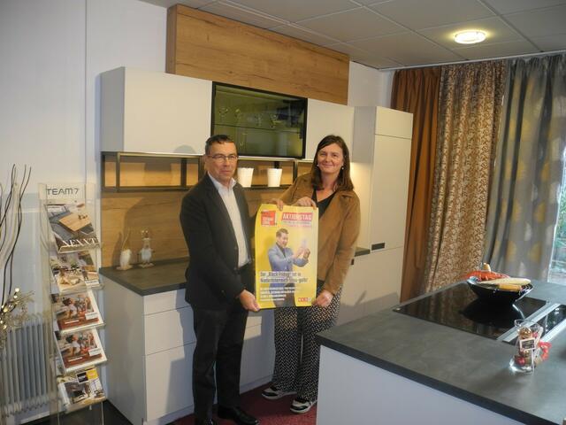 Bezirksstellenobmann Klaus Köpplinger und Karin Halter vom Möbelhaus Halter in Bruck | Foto: Bezirksstelle/Thomas Petzel   