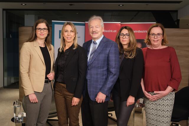 Karin Propotnik, Maria Jelenko-Beendikt. Dieter Eschberger, Naghme Kamelayan-Schmidt, Karin Martin | Foto: Roland Ferrigato