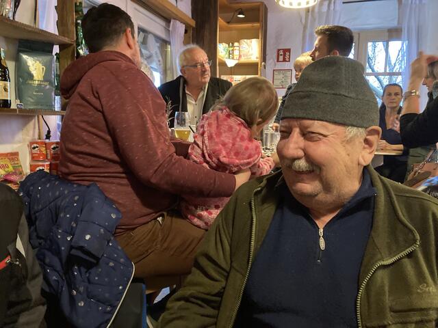 Mellachs Altbürgermeister Hansi Wagner ist meistens in der warmen Stube, im Lod´n von Petra und Bern zu finden